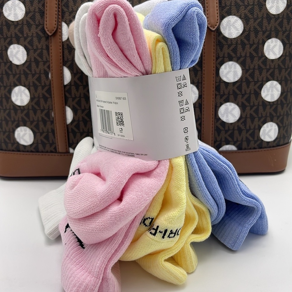 Nike Everyday Plus Cushioned
Training Crew Socks (6 Pairs)
Multi-Color
Size L - Picture 3 of 16